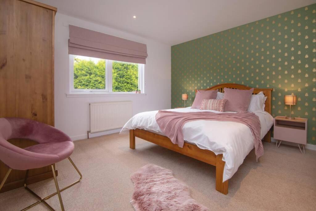 فيلا Calm Scottish Country Escape With Hot Tub Sleeps 6 إينفيرنيس المظهر الخارجي الصورة